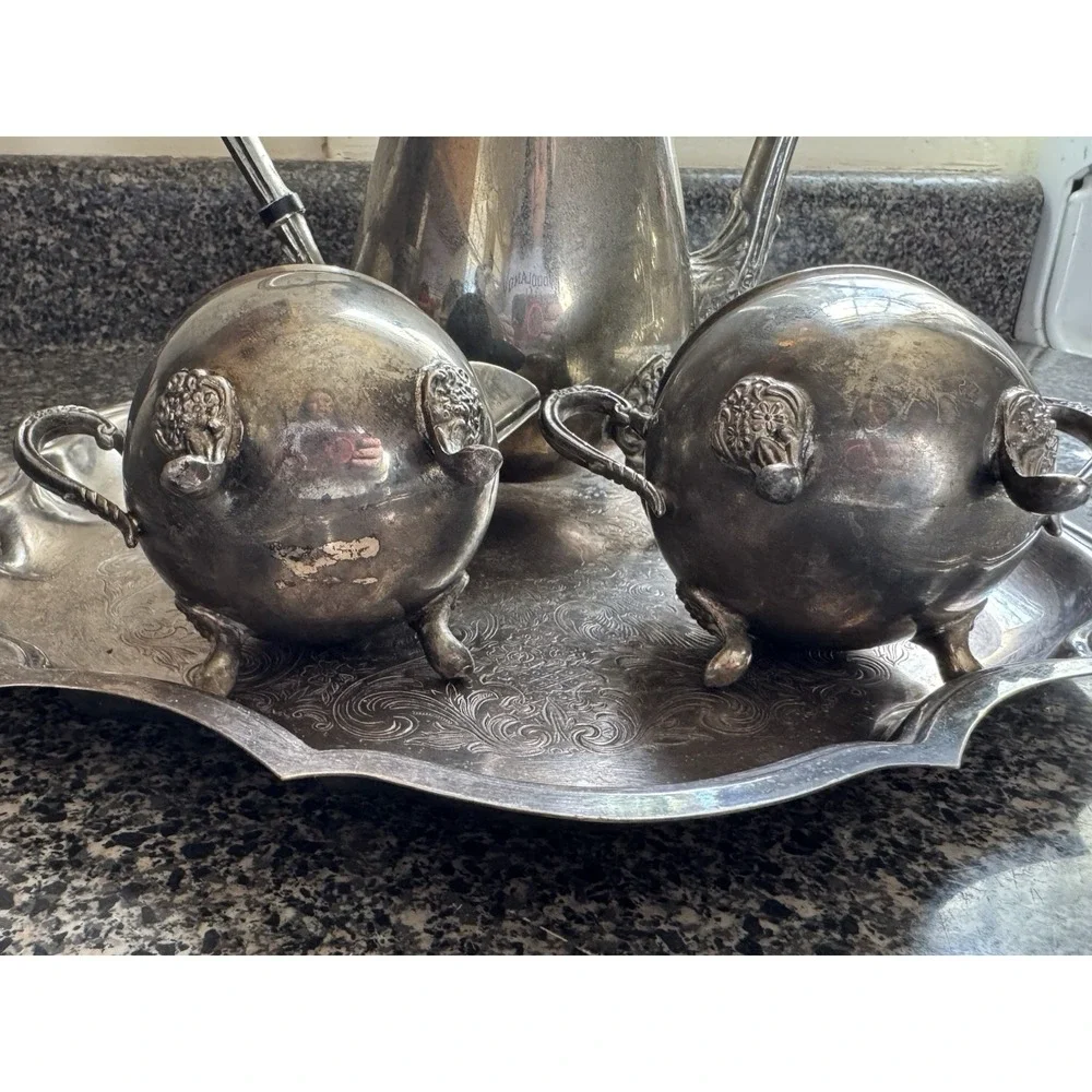 Vintage International Silver Co Silver‎ Plate Coffee Tea Set Classic Footed
